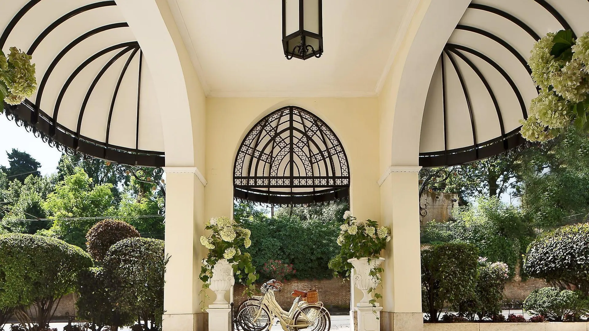 Aldrovandi Villa Borghese Rom 5*,